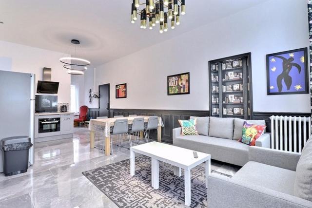 Les Appartements Fenelon Le Cateau-Cambresis Εξωτερικό φωτογραφία
