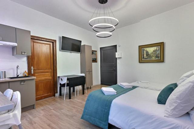 Les Appartements Fenelon Le Cateau-Cambresis Εξωτερικό φωτογραφία