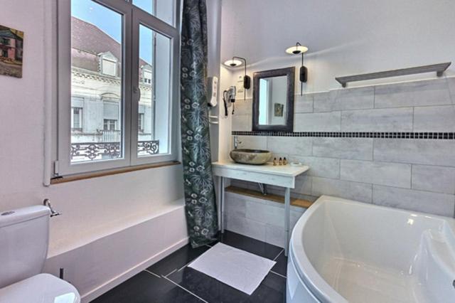 Les Appartements Fenelon Le Cateau-Cambresis Εξωτερικό φωτογραφία