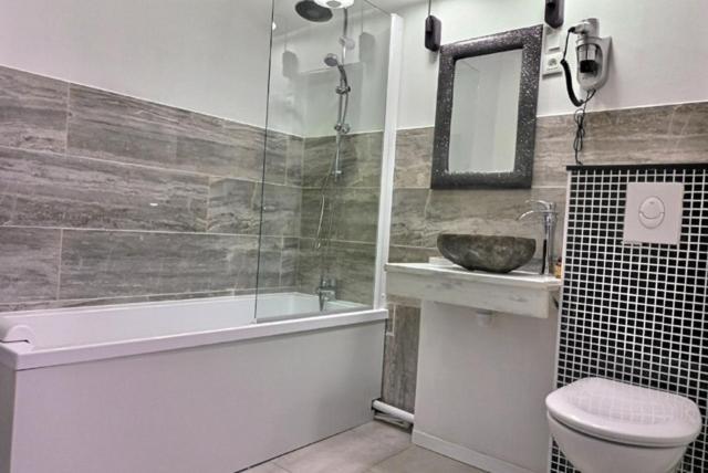 Les Appartements Fenelon Le Cateau-Cambresis Εξωτερικό φωτογραφία